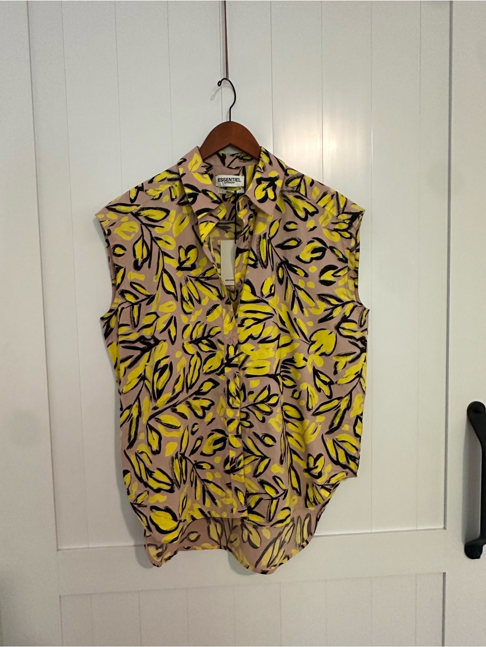 Essentiel Floral Print Yellow & Beige Sleeveless Blouse